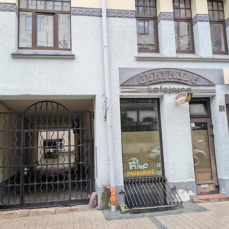 Apartman Amberhall Gertrude's *